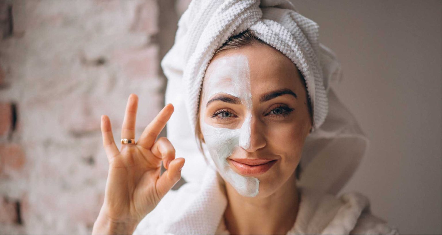 woman-with-acne